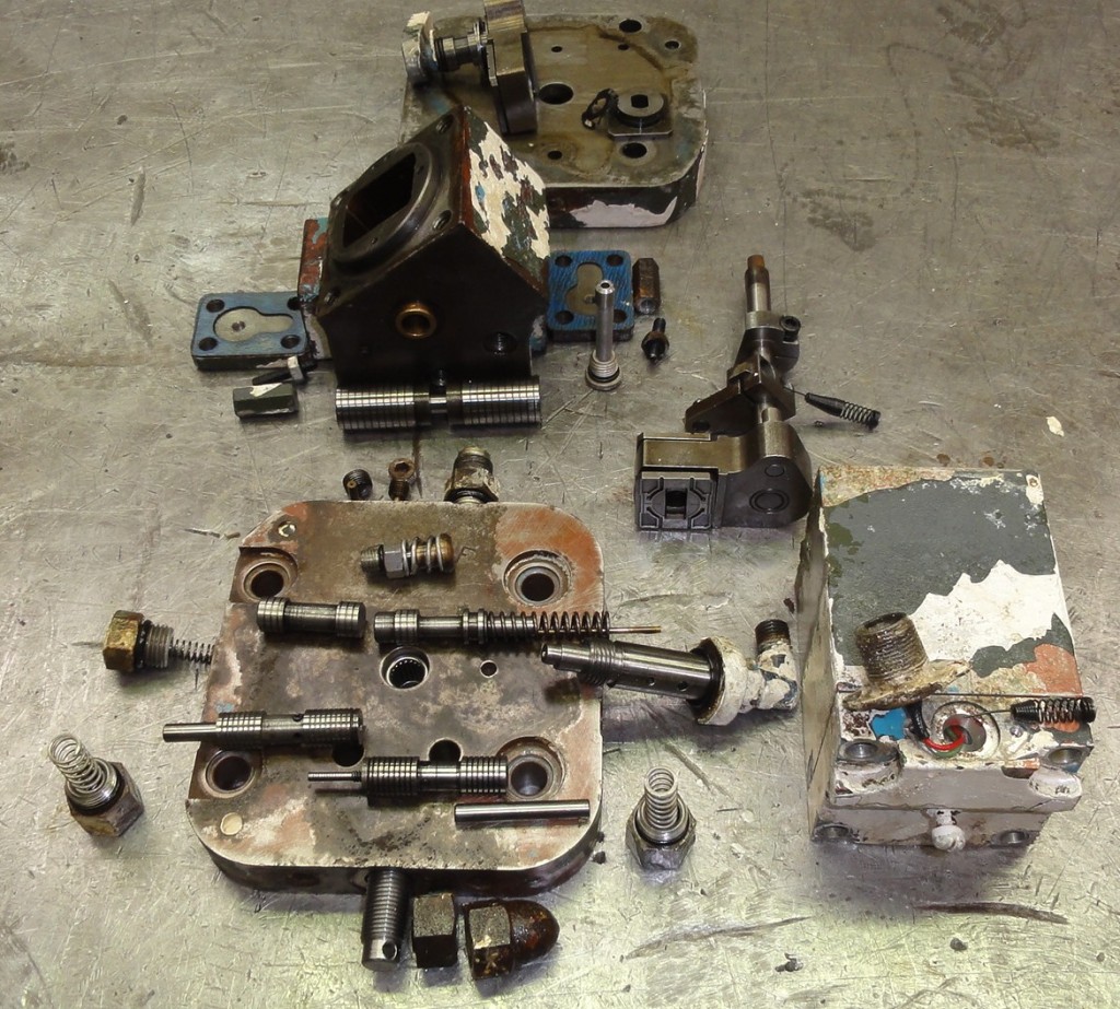 regulation-pompes-hydraulique-denison-goldcup