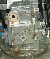 komatsu-hydraulique-pompe-reparation